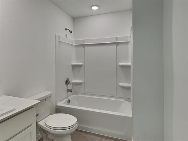 Building Photo - 3707 Longleaf Dr