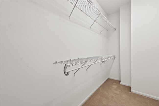 Building Photo - 3815 Pine Forest Green Blvd