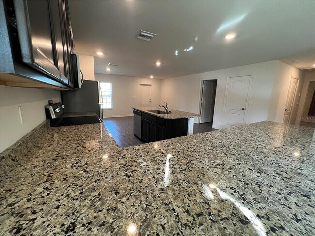 Building Photo - 3936 Basket St