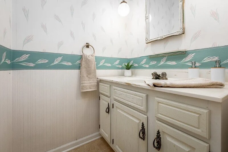 Building Photo - 163 Wakefield Pl