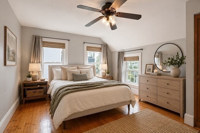 Building Photo - 11 Granville Pl