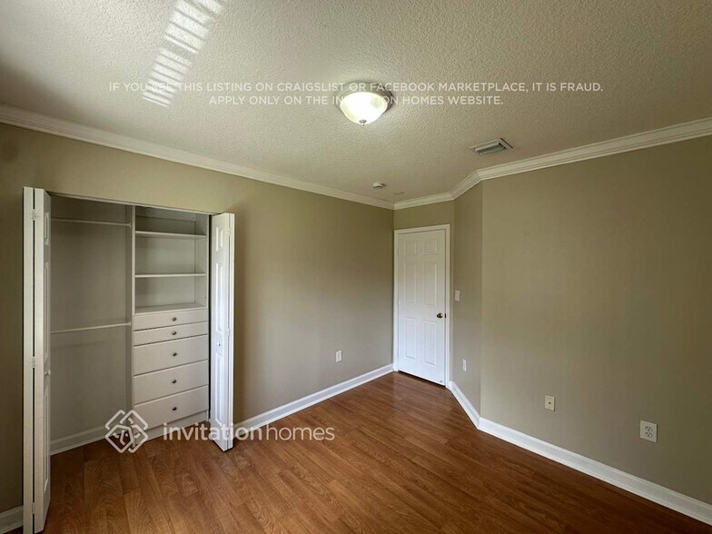 Building Photo - 15510 SW 143rd Terrace