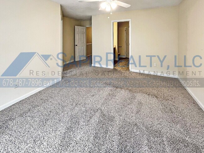 Building Photo - 4913 Sierra Way