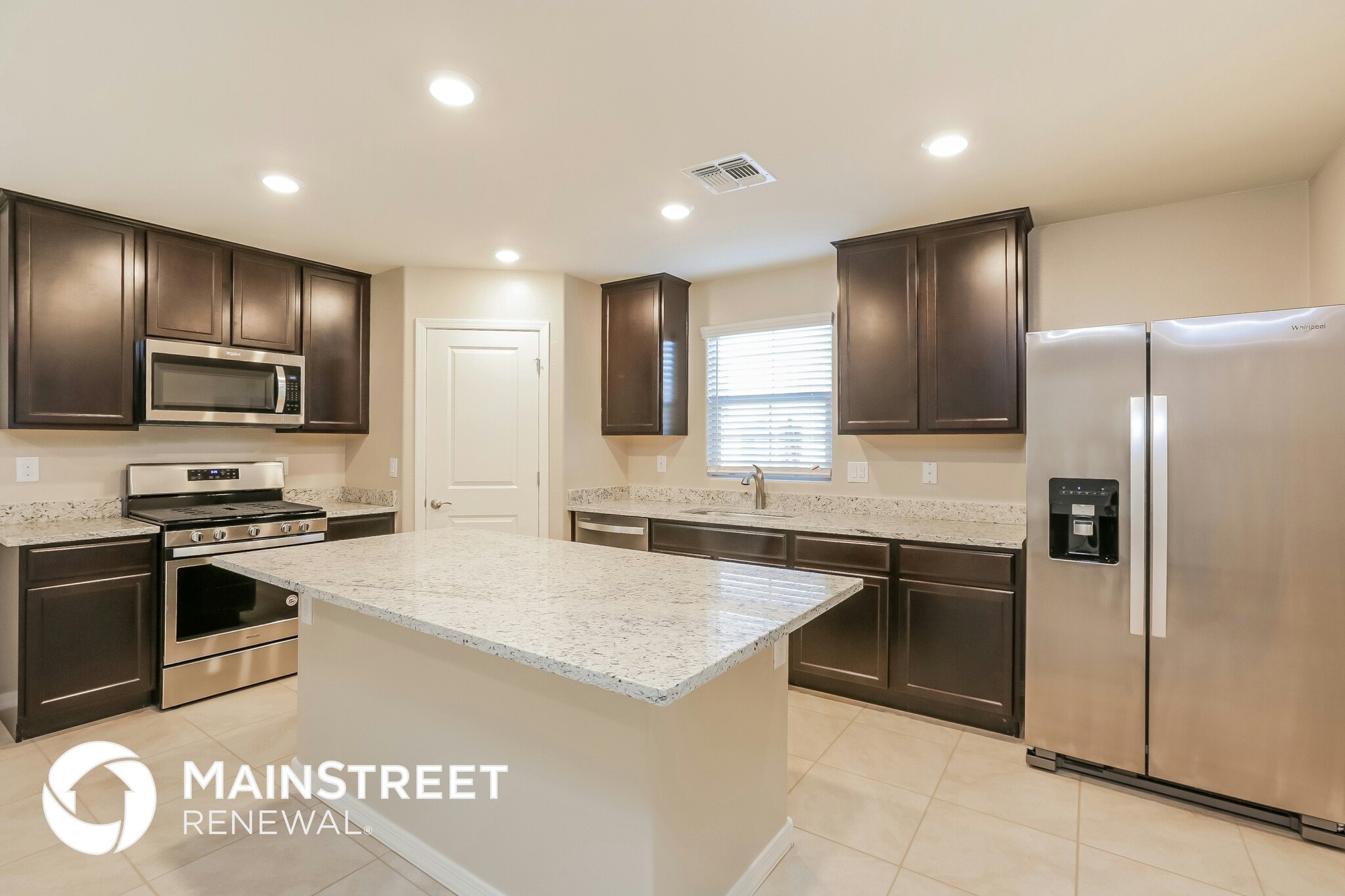 Building Photo - 8235 W Albeniz Pl