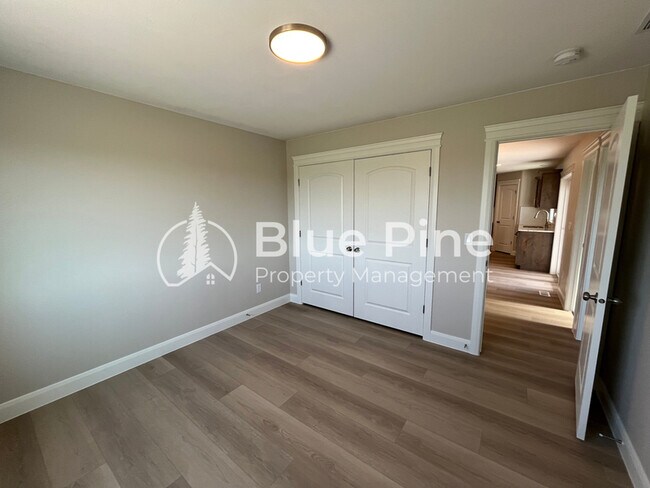 Building Photo - 6326 Ender Ln