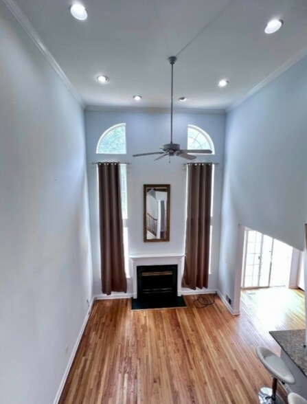 Building Photo - 128 Constitution Way