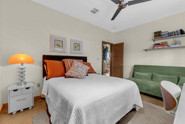 Building Photo - 53945 Eisenhower Dr
