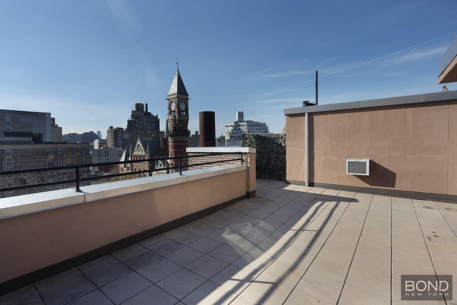 Building Photo - 450 Sixth Avenue