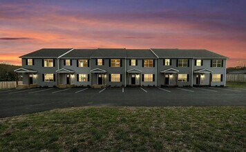 Building Photo - New 4BR/3.5BA Townhome in Meadowview – Modern Living in a Peaceful Historic Setting Near Emory & ...