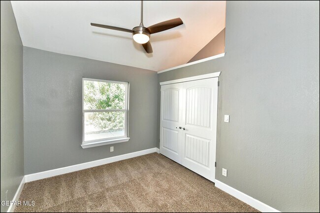 Building Photo - 2013 Sun Country Dr