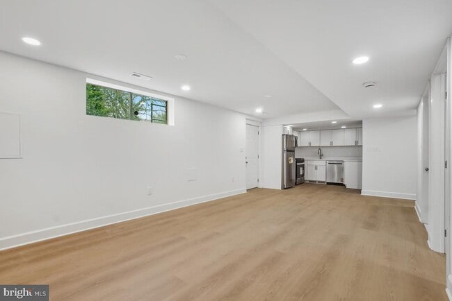 Building Photo - 8728 Old Courthouse Rd