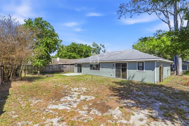 Building Photo - 7326 Wethersfield Dr