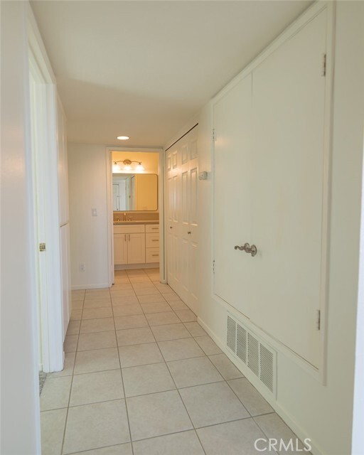 Building Photo - 33816 Castano Dr