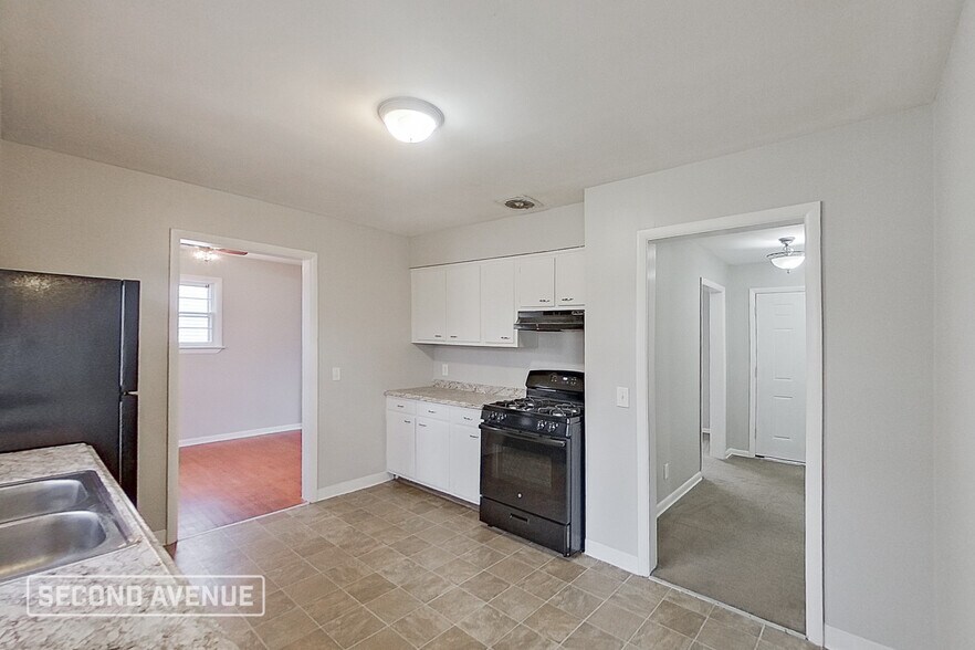 Building Photo - 2529 W 16th St