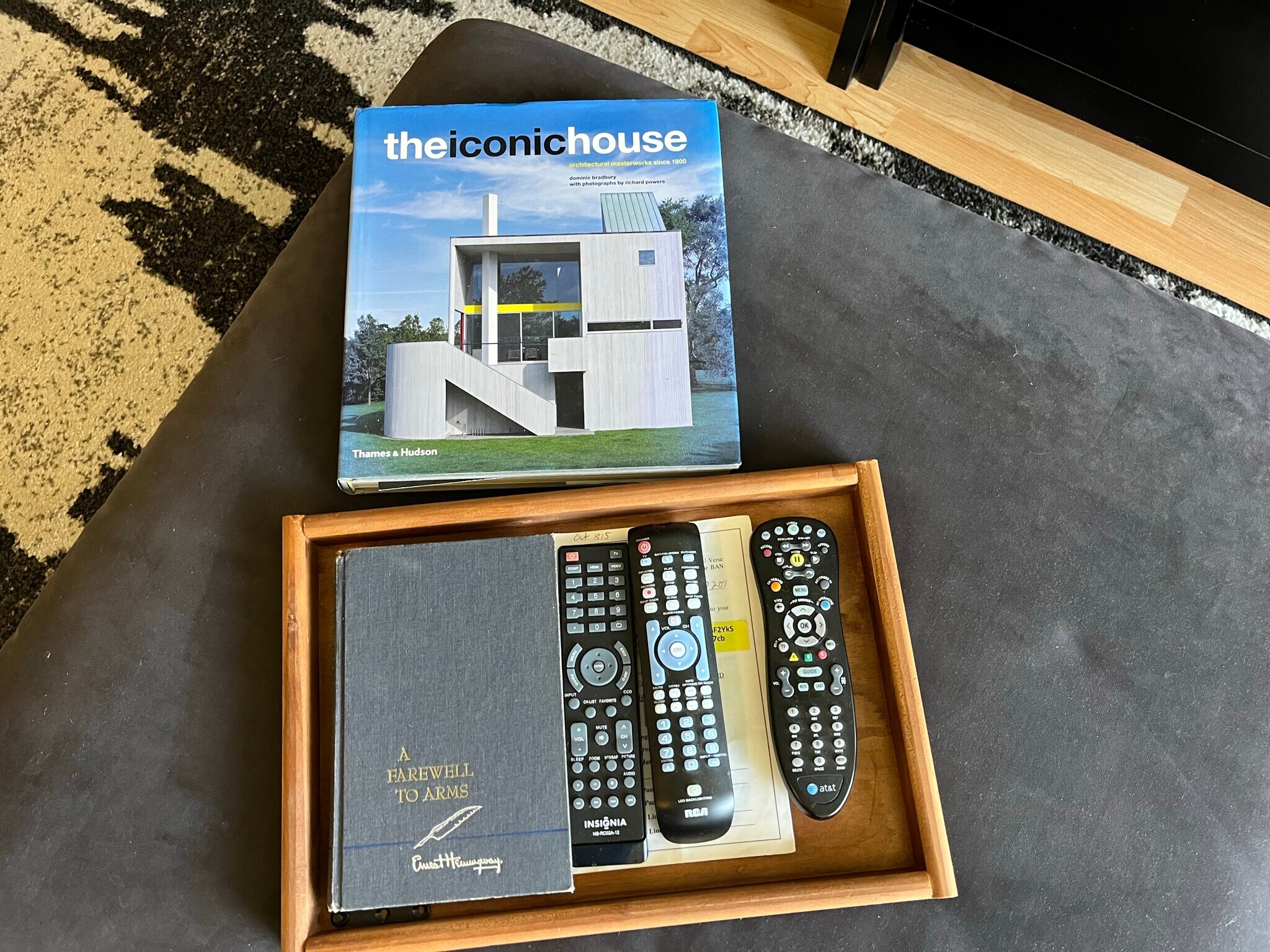 Building Photo - 889 Date St