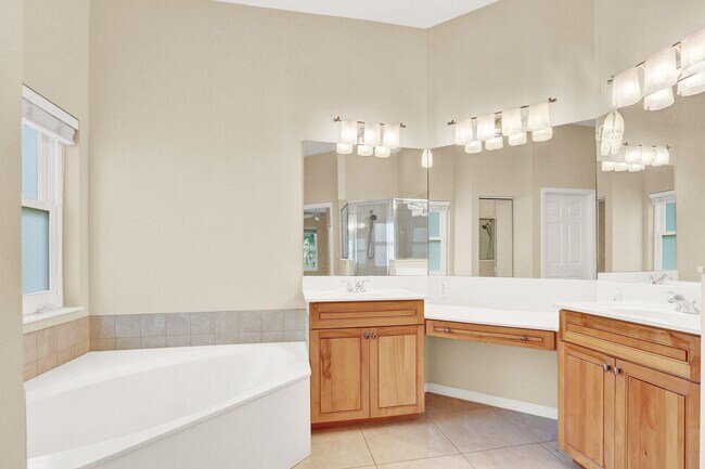 Building Photo - 15096 76th Trail N