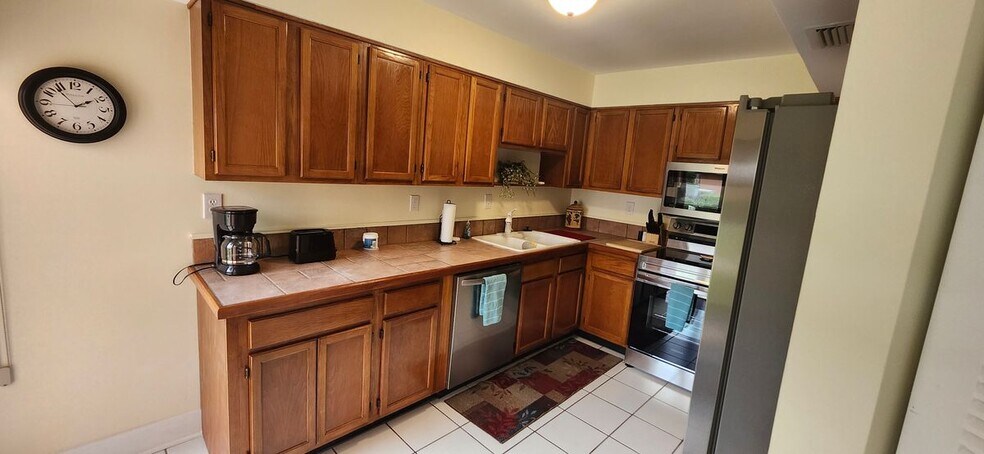 Building Photo - 1512 Mainsail Dr