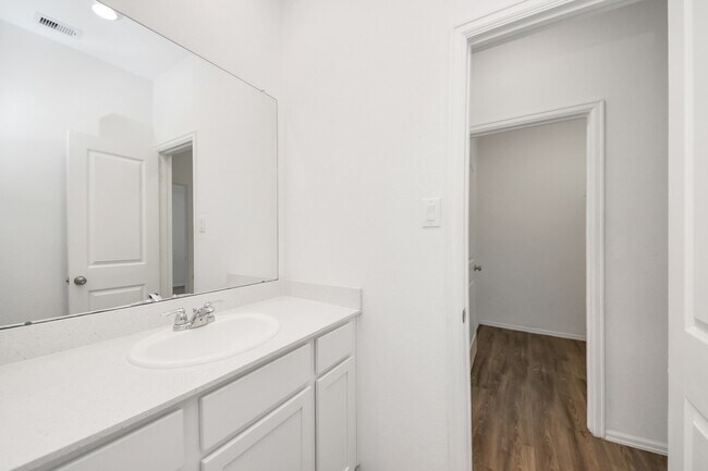 Building Photo - 7319 Bridal Ranch Dr