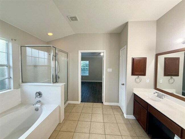 Building Photo - 1178 Clark Brothers Dr