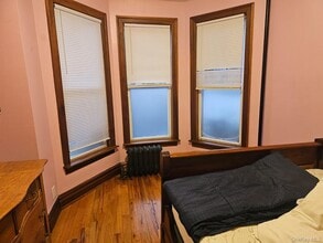 Building Photo - 539 Shepherd Ave