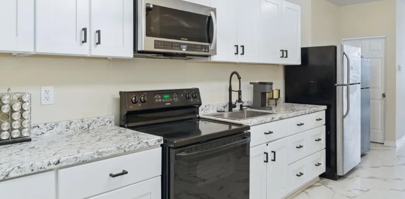 Building Photo - 1414 E Oliver St