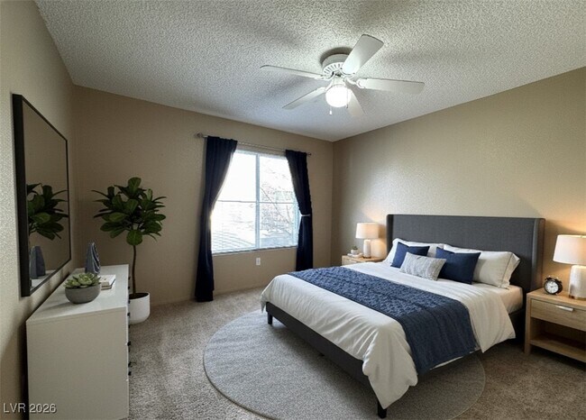 Building Photo - 7100 W Pirates Cove Rd