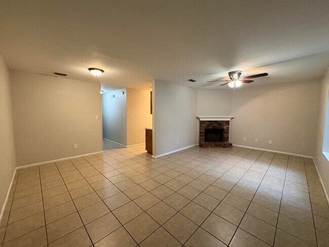 Building Photo - 211 Parkbrook Cir