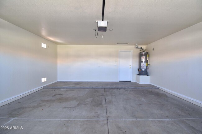 Building Photo - 9759 W Mohawk Ln