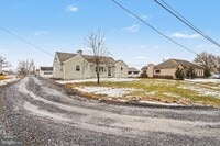 Building Photo - 5885 Avis Ln