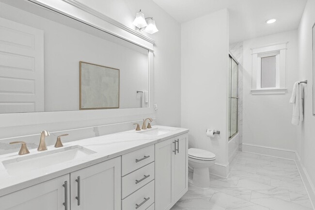 Building Photo - 105 Seaboard Ln