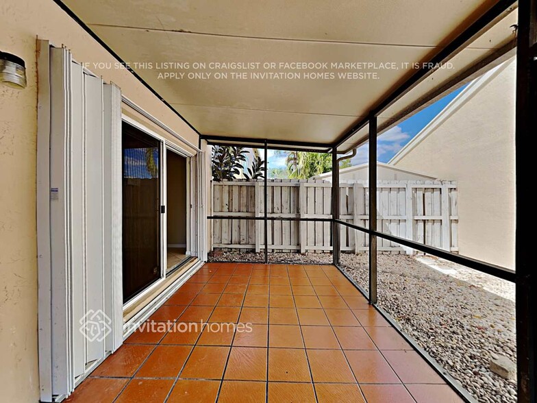 Building Photo - 14001 Richwood Pl