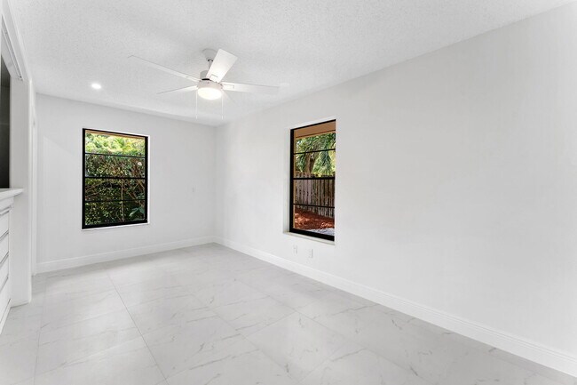 Building Photo - 2244 Quail S Rdg