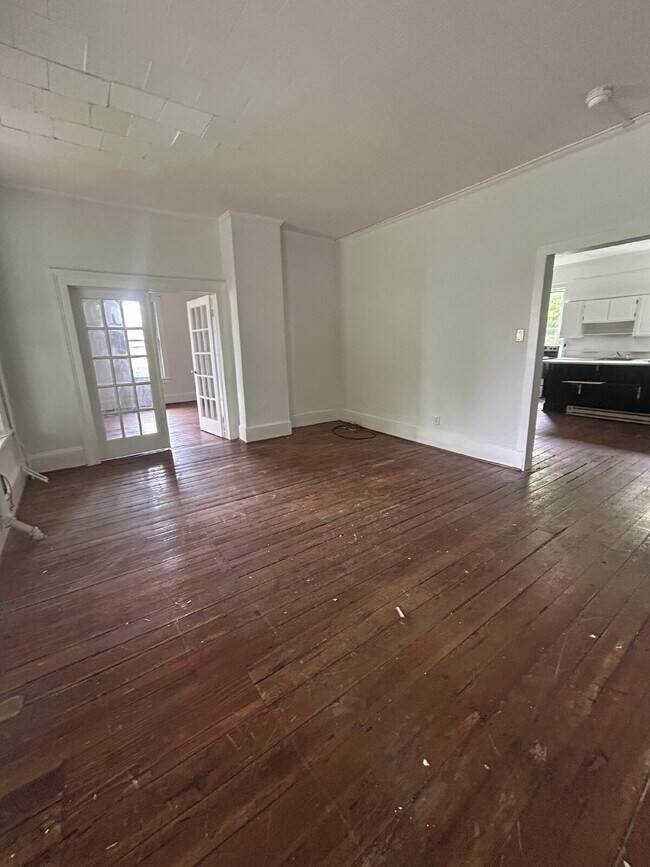 Building Photo - August Special: First Month Rent Free move in by August 10. Applications fee this month 1/2 off a...