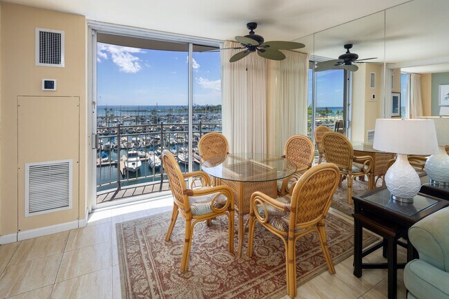 Building Photo - Cozy Marina-Front Condo – 1BR at Ilikai Ma...
