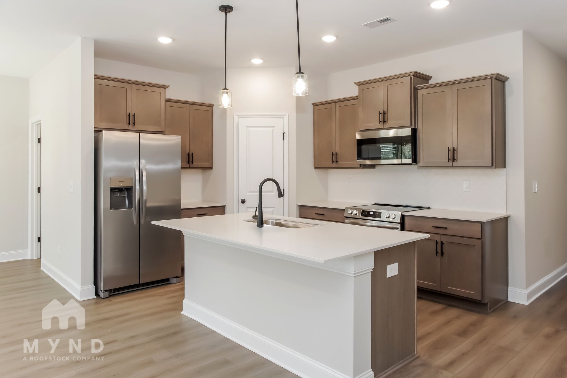 Building Photo - 149 Rose Vly Dr