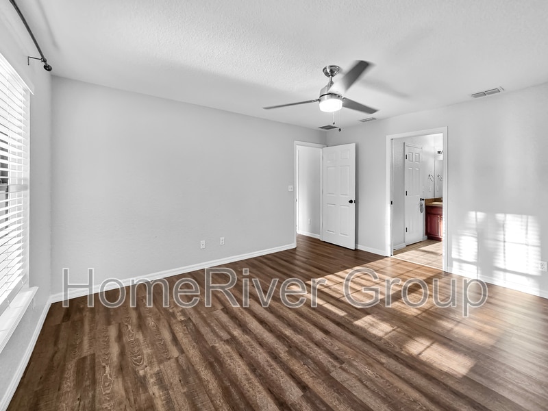 Building Photo - 4724 NW 81st Ct