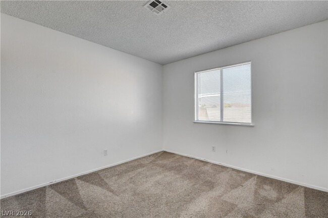 Building Photo - 707 Honeybee Ct