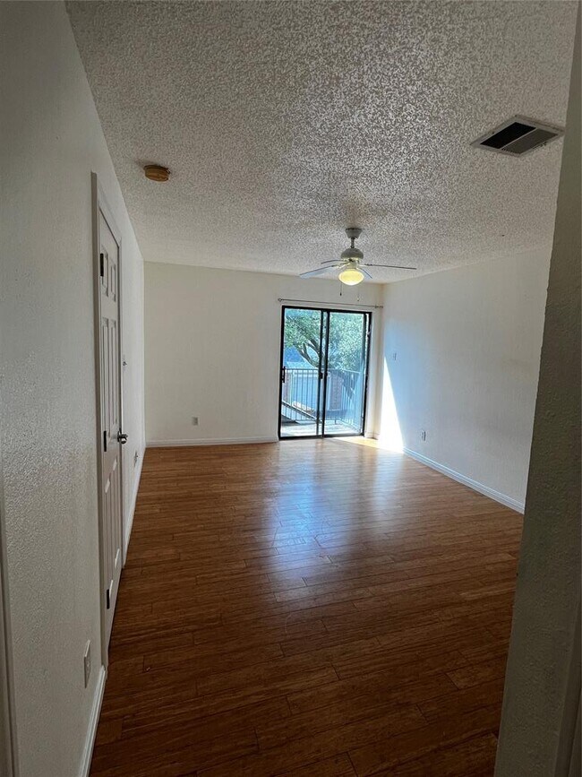 Building Photo - 7635 Guadalupe St