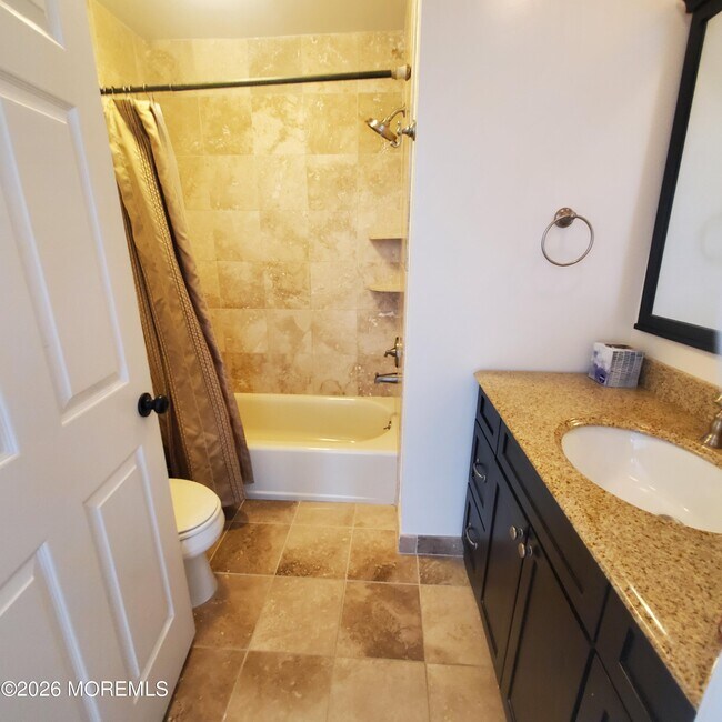 Building Photo - 754 Ocean Ave