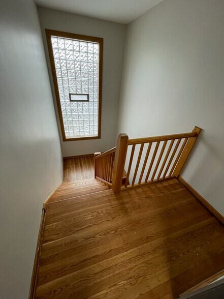 Building Photo - 7202 W Crain St