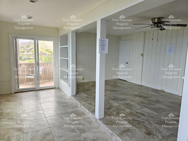 Building Photo - Studio/1 Bathroom Apartment. 60 steps up t...