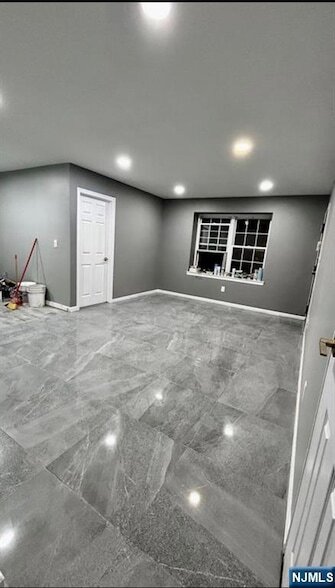 Building Photo - 1002 Unicorn Way