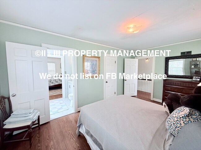 Building Photo - 1314 W Red Bridge Rd