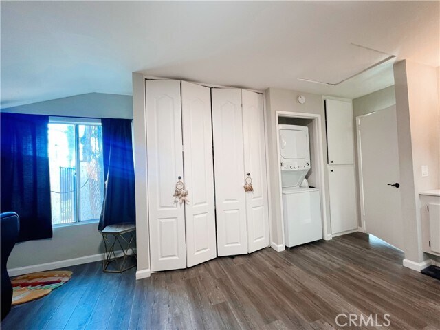 Building Photo - 3729 New York St