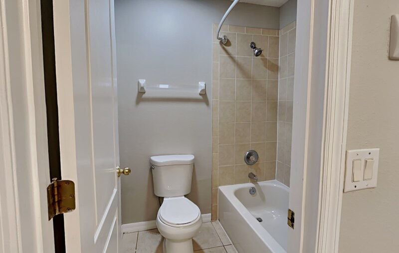 Building Photo - 906 Summit Ash Ct