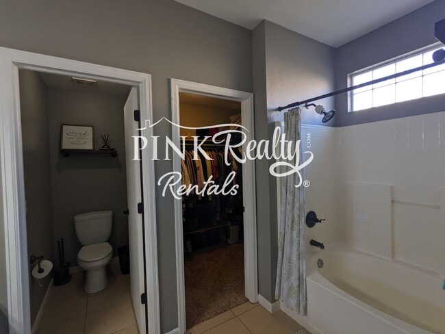 Building Photo - 9496 Pony Gulch Way