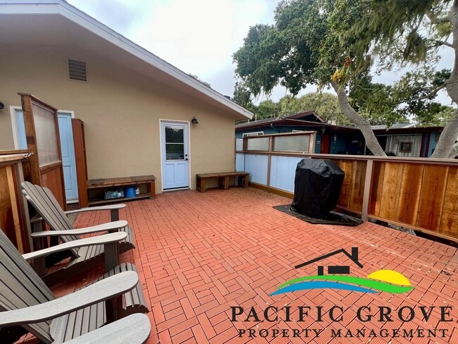 Building Photo - Furnished Single Family Home in Pacific Gr...