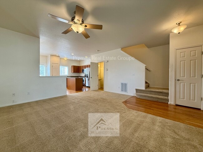 Building Photo - 7920 Sandy Springs Point