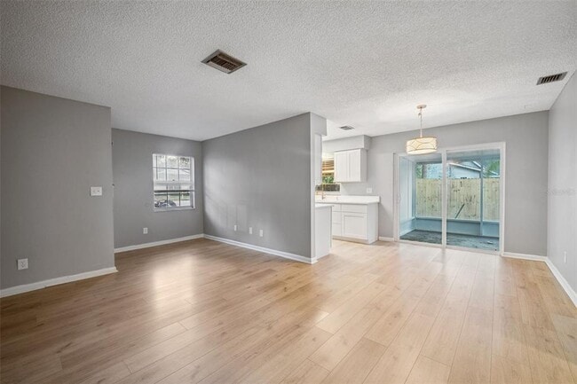 Building Photo - 1509 N Donnelly St