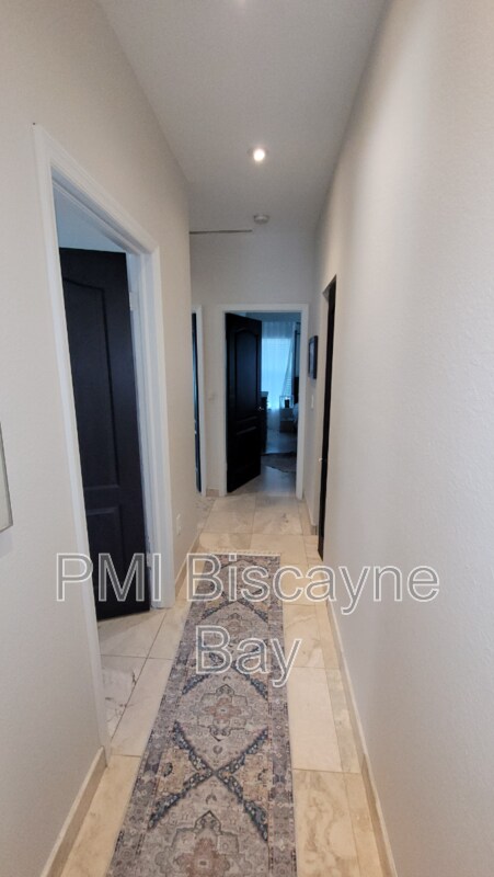 Building Photo - 21369 SW 92nd Ave